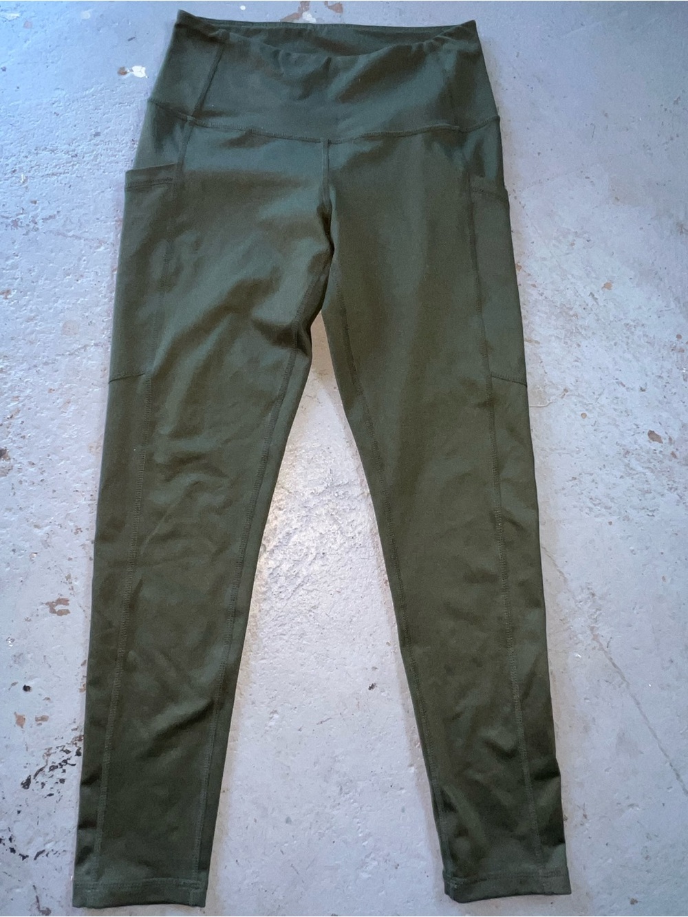 Zella Olive Green High-Waist Kids Leggings with Side Pockets